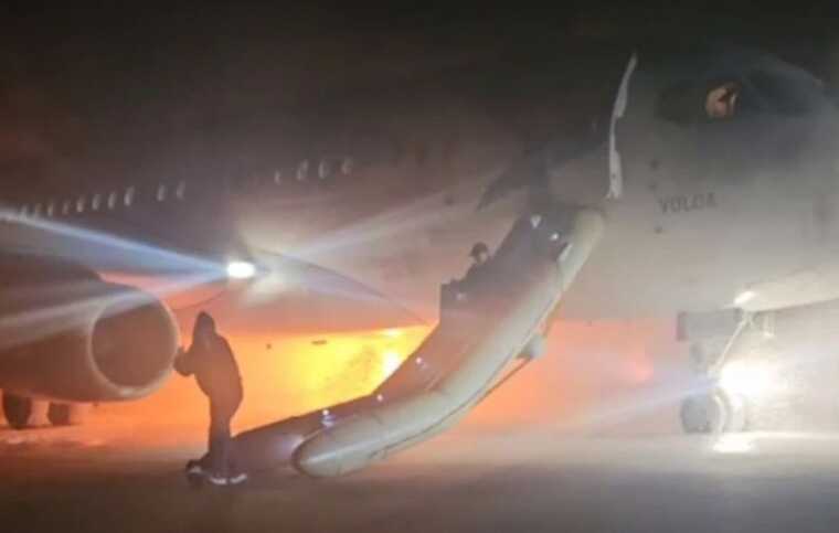  Sukhoi Superjet 100:       