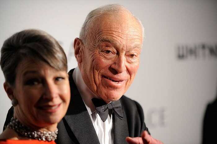   92        Estée Lauder