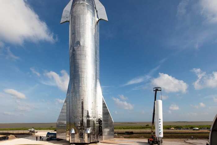 SpaceX            Starship