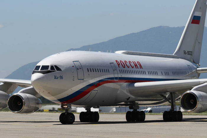       -96,     Flightradar