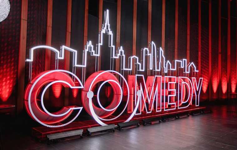    Comedy Club -   