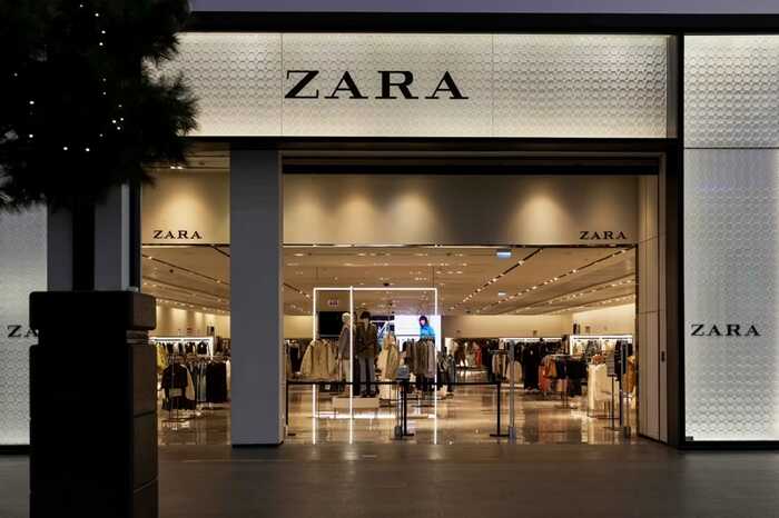 Zara  Uniqlo        