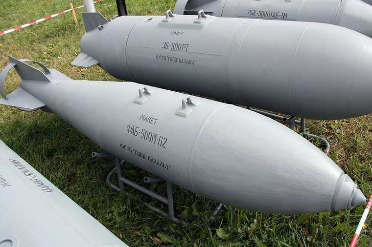 В Энгельсском районе с военного самолёта нештатно сошла авиабомба ФАБ-500