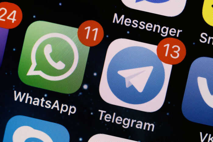 :       Telegram  WhatsApp