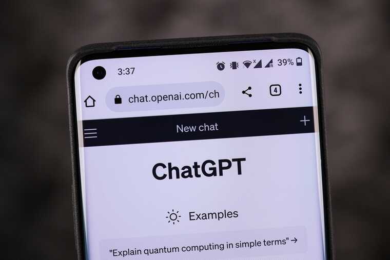 ChatGPT больше не будет расшифровывать анализы и давать юридические советы