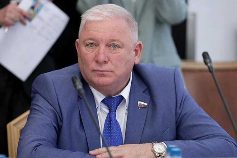 Генпрокуратура потребовала проверить декларации депутата Анатолия Вороновского