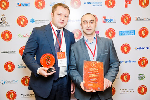 Денис Фролов (слева) dqxikeidqxiqxtsld