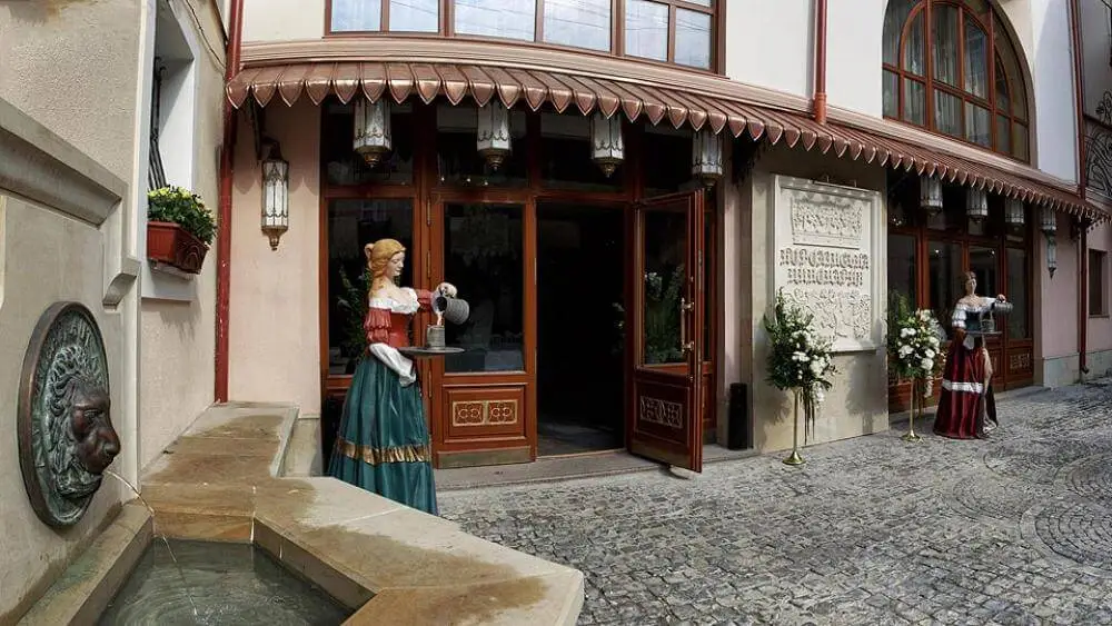 Козловский и Свищев. Пир во время чумы -- 2 22 vhid do Korolivskoyi pyvovarni