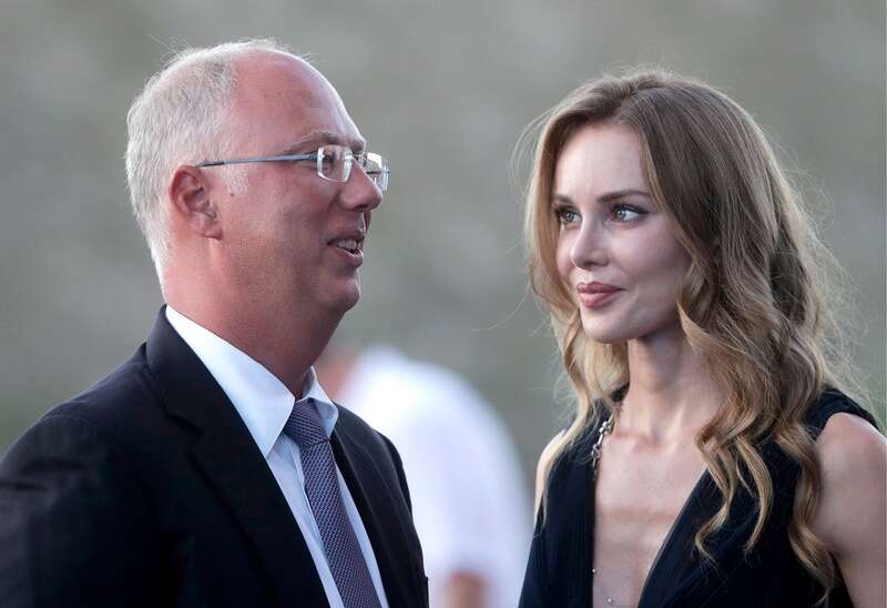 Кирилл Дмитриев и Наталья Попова. Фото: Михаил Метцель / ТАСС dqxikeidqxiqxtsld