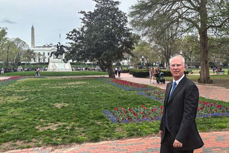 4 апреля 2025 года. Кирилл Дмитриев на встрече с журналистами в Вашингтоне. Фото: Антон Чудаков / ТАСС